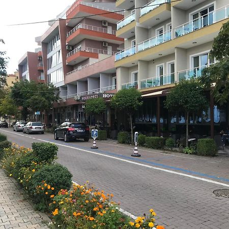 Cozy Lake Front Flat Bequeme Wohnung An Der See بورغراديك المظهر الخارجي الصورة