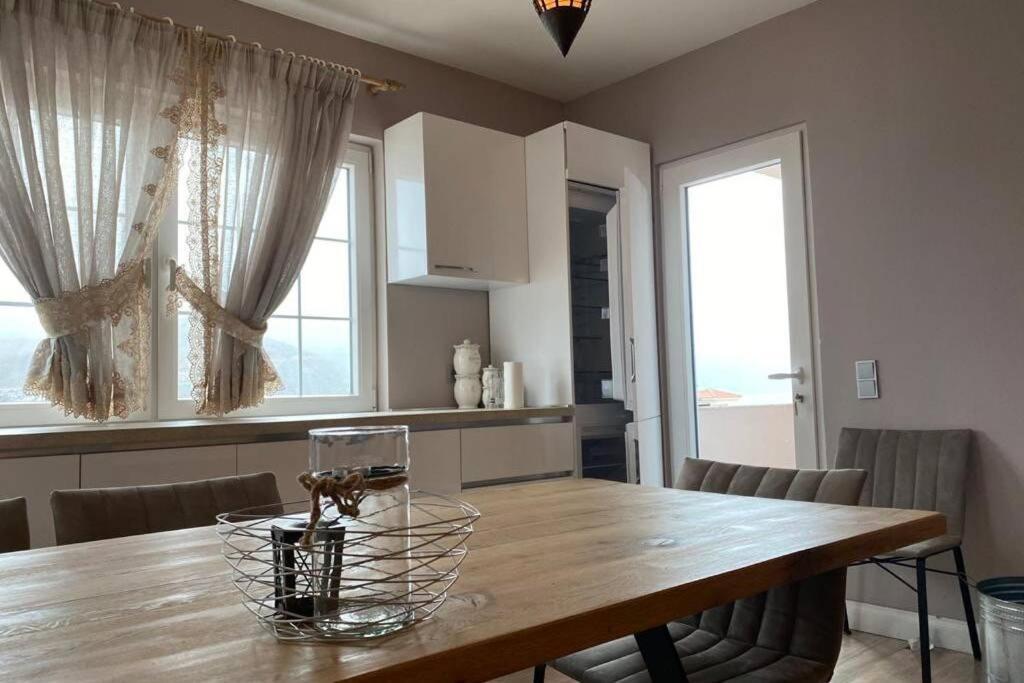 Cozy Lake Front Flat Bequeme Wohnung An Der See بورغراديك المظهر الخارجي الصورة